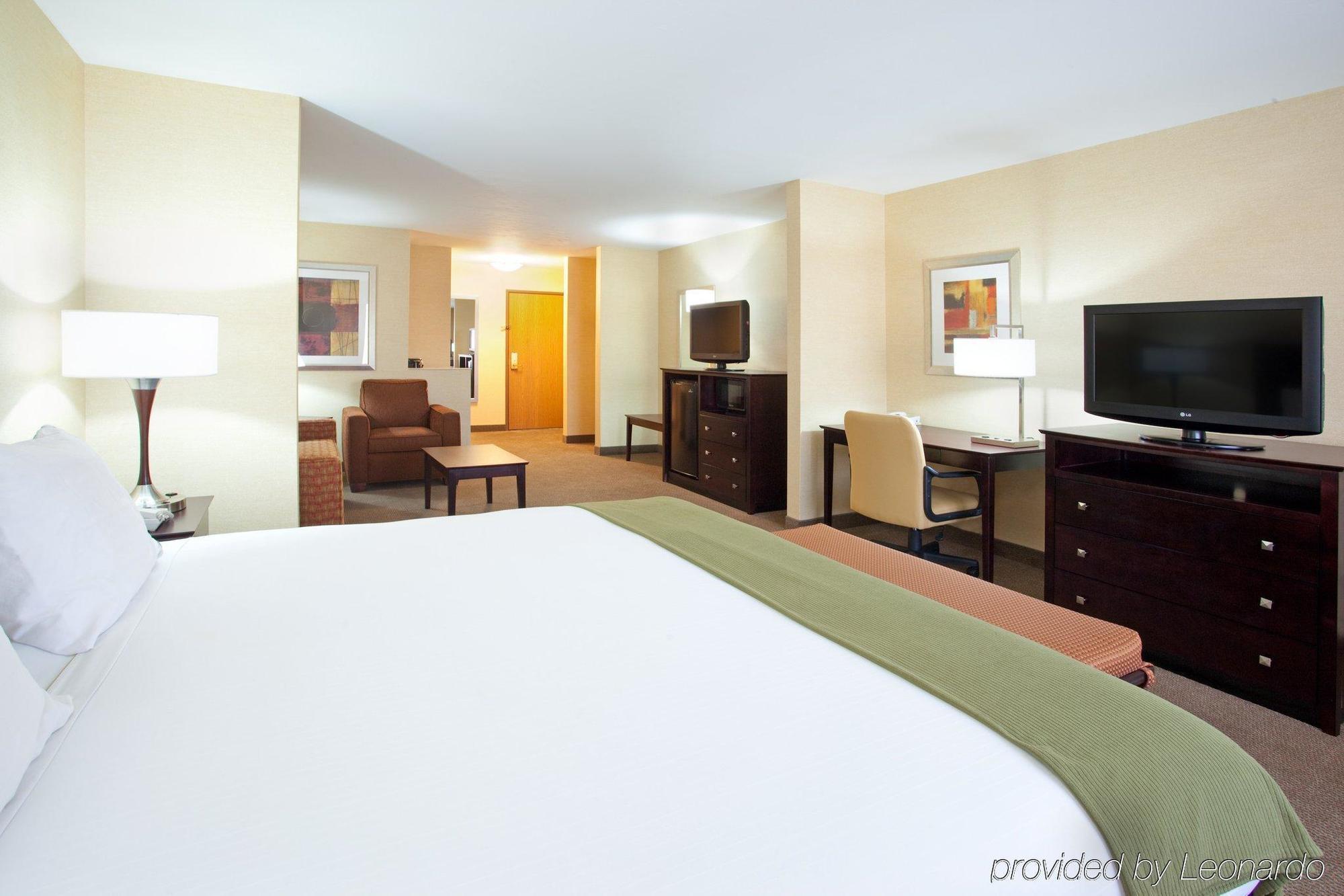 Hotel Express & Nogales